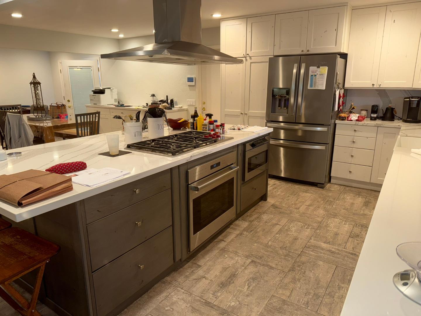 Detail Gallery Image 10 of 46 For 20251 Franciscan Way, Salinas,  CA 93908 - 3 Beds | 3 Baths