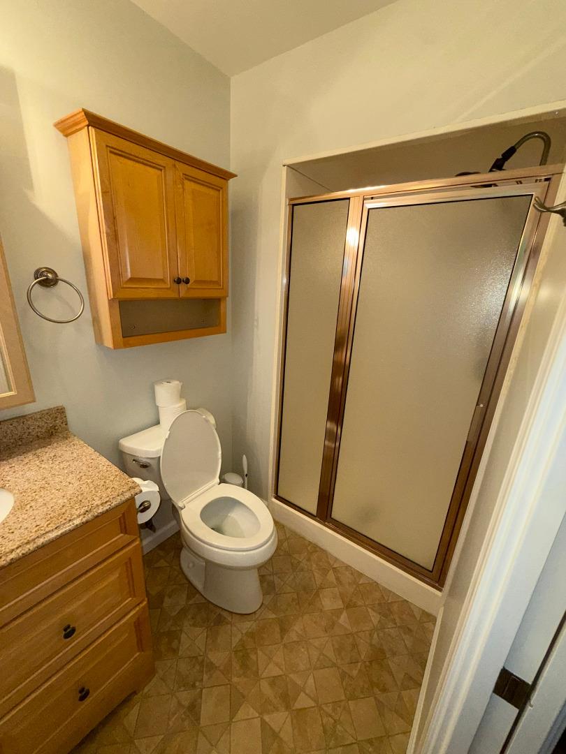 Detail Gallery Image 17 of 46 For 20251 Franciscan Way, Salinas,  CA 93908 - 3 Beds | 3 Baths