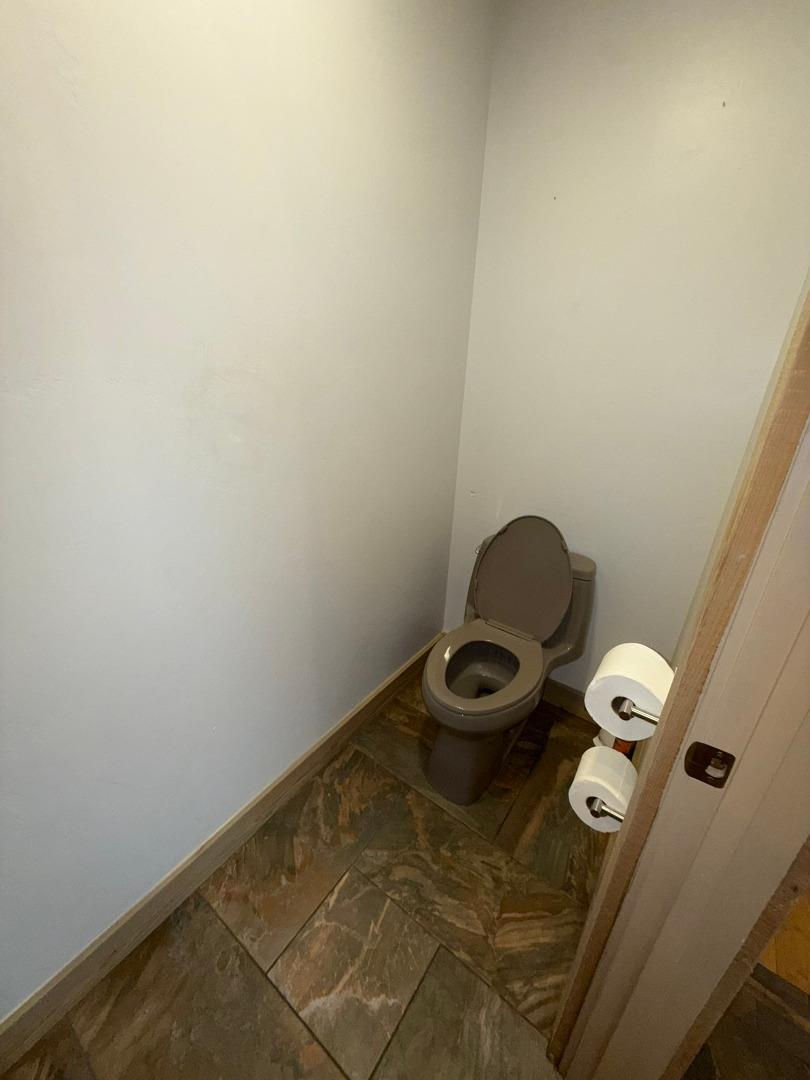 Detail Gallery Image 34 of 46 For 20251 Franciscan Way, Salinas,  CA 93908 - 3 Beds | 3 Baths