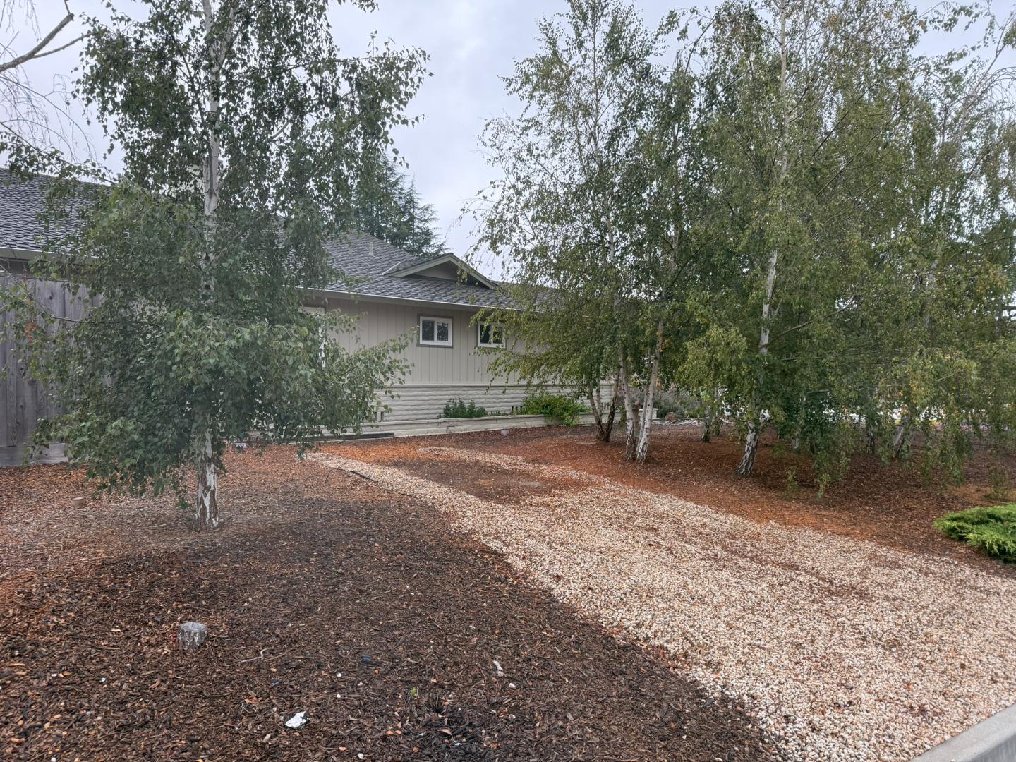 Detail Gallery Image 5 of 46 For 20251 Franciscan Way, Salinas,  CA 93908 - 3 Beds | 3 Baths