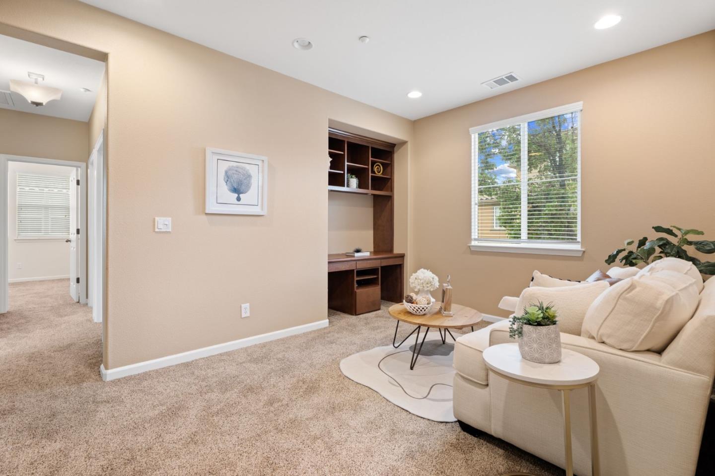 Detail Gallery Image 13 of 43 For 5300 Fioli Loop, San Ramon,  CA 94582 - 3 Beds | 2/1 Baths