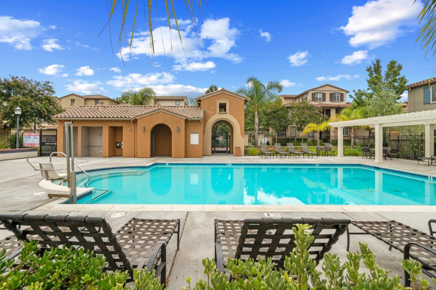 Detail Gallery Image 42 of 43 For 5300 Fioli Loop, San Ramon,  CA 94582 - 3 Beds | 2/1 Baths