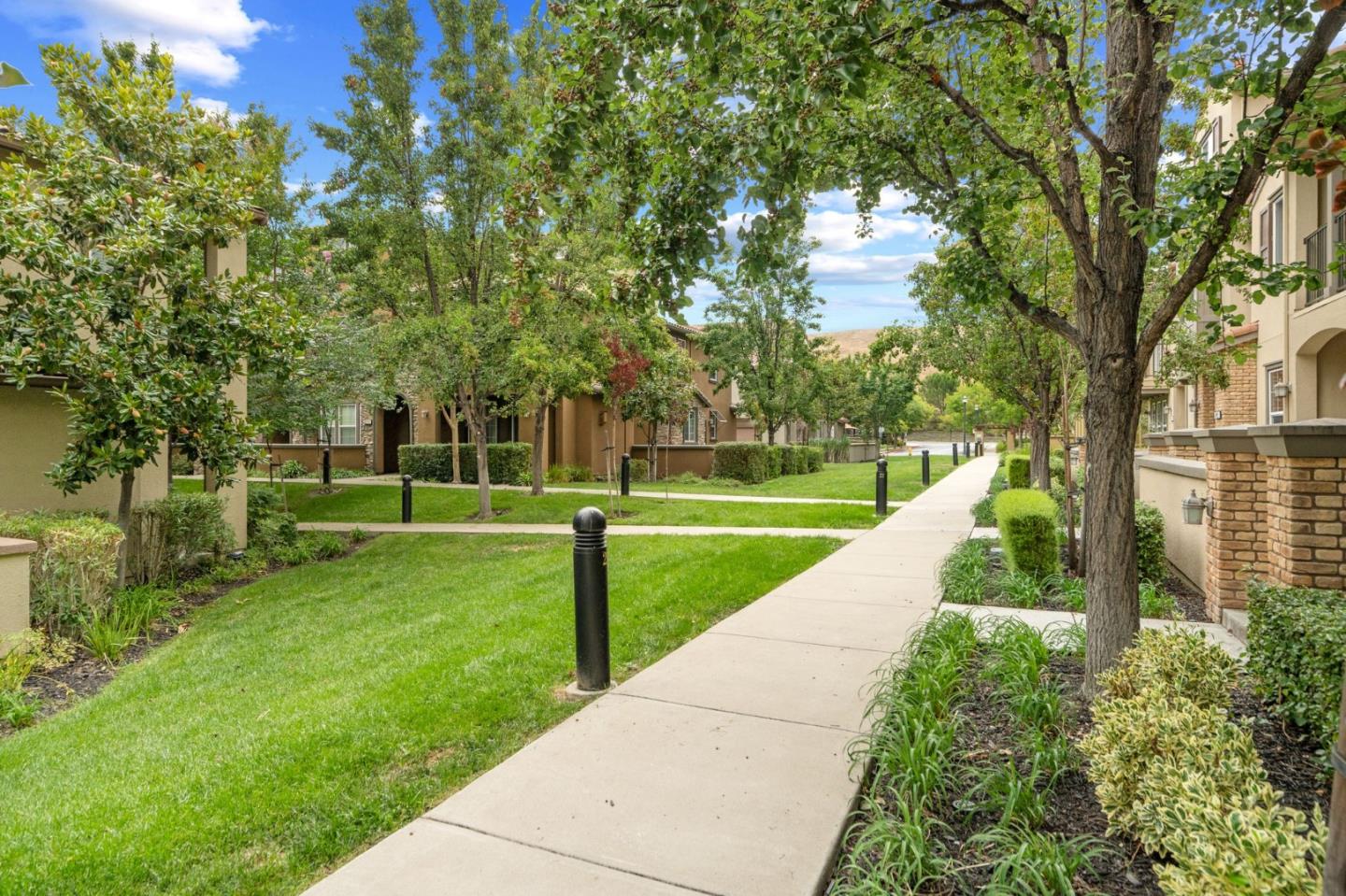 Detail Gallery Image 43 of 43 For 5300 Fioli Loop, San Ramon,  CA 94582 - 3 Beds | 2/1 Baths