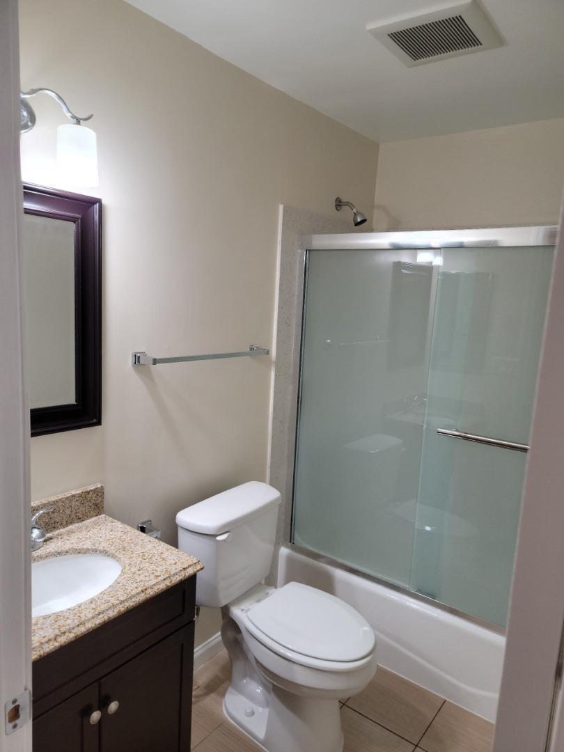 Detail Gallery Image 11 of 14 For 2006 Klamath #2,  Santa Clara,  CA 95051 - 1 Beds | 1 Baths