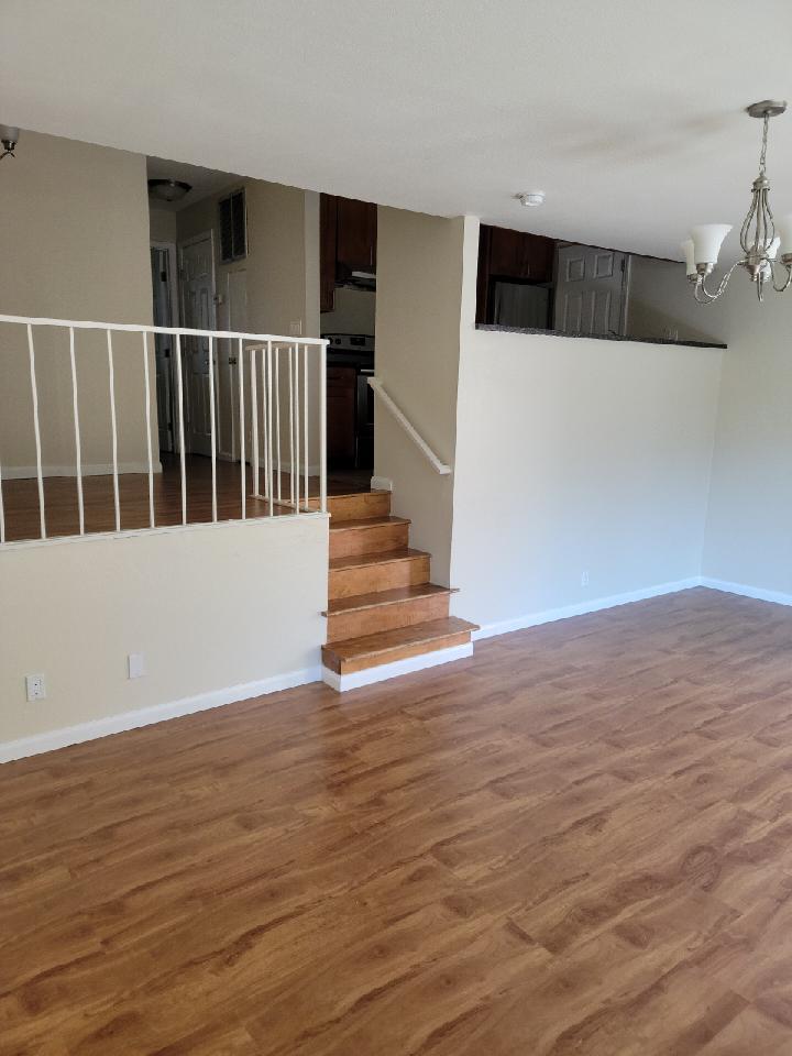 Detail Gallery Image 4 of 14 For 2006 Klamath #2,  Santa Clara,  CA 95051 - 1 Beds | 1 Baths