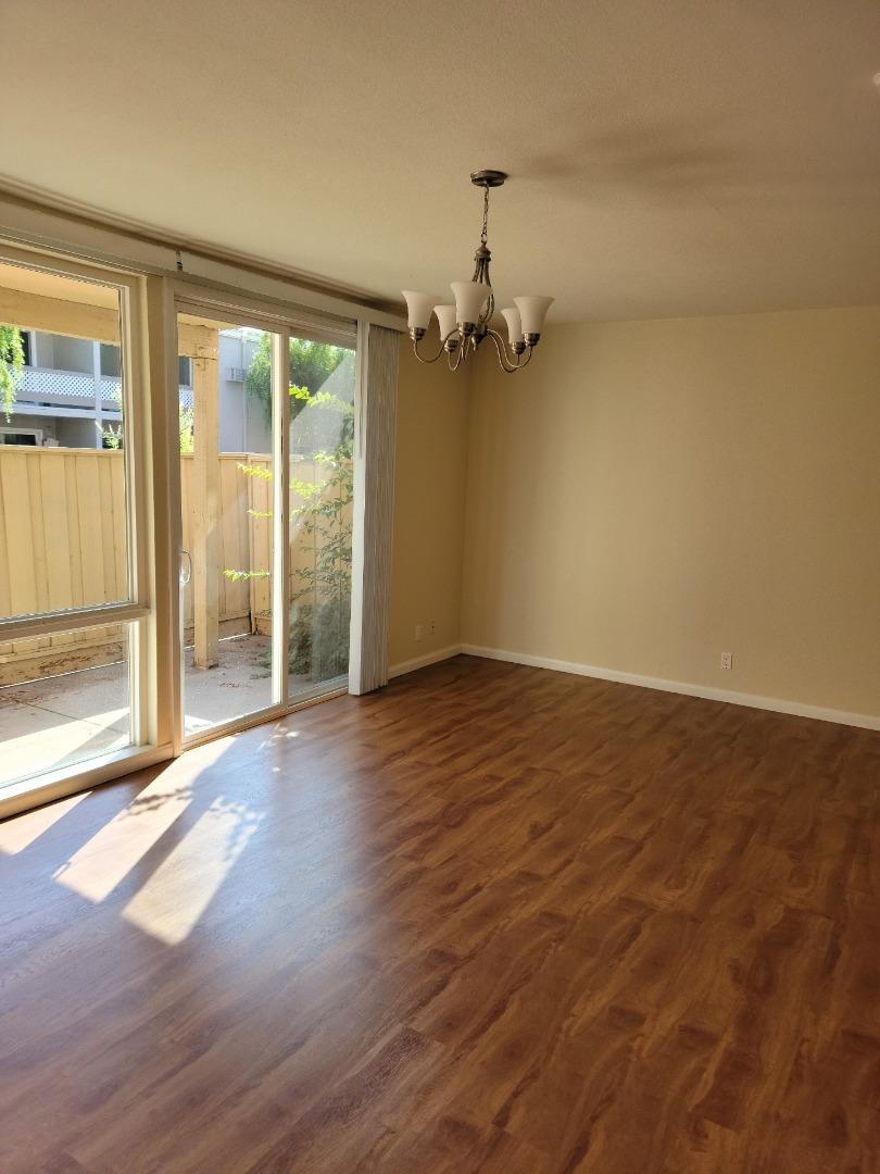 Detail Gallery Image 5 of 14 For 2006 Klamath #2,  Santa Clara,  CA 95051 - 1 Beds | 1 Baths