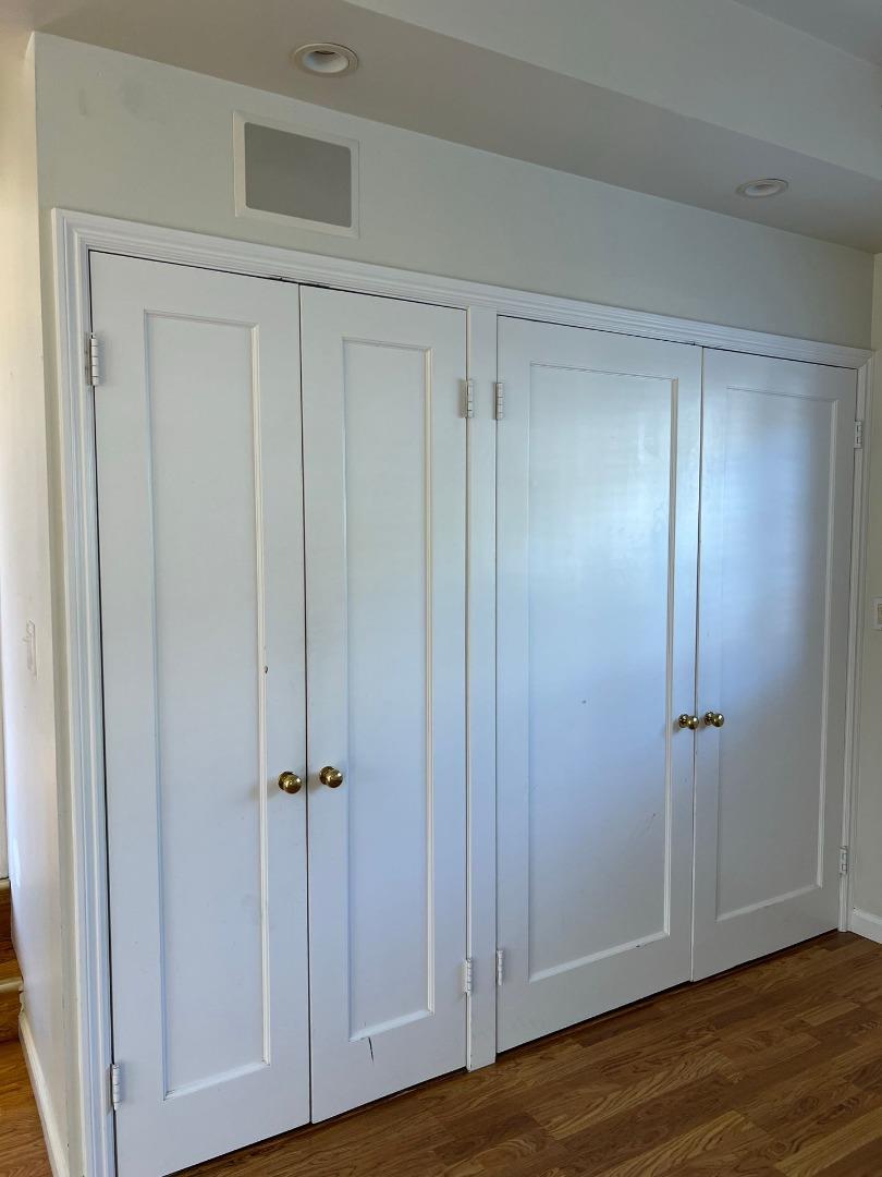 Detail Gallery Image 11 of 14 For 1815 Carmelita Ave, Burlingame,  CA 94010 - 3 Beds | 3 Baths