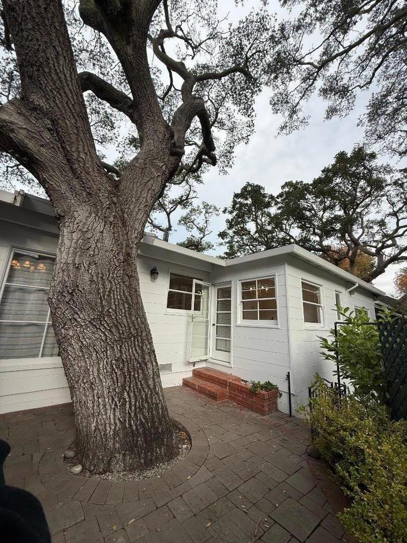 Detail Gallery Image 21 of 21 For 1815 Carmelita Ave, Burlingame,  CA 94010 - 3 Beds | 3 Baths