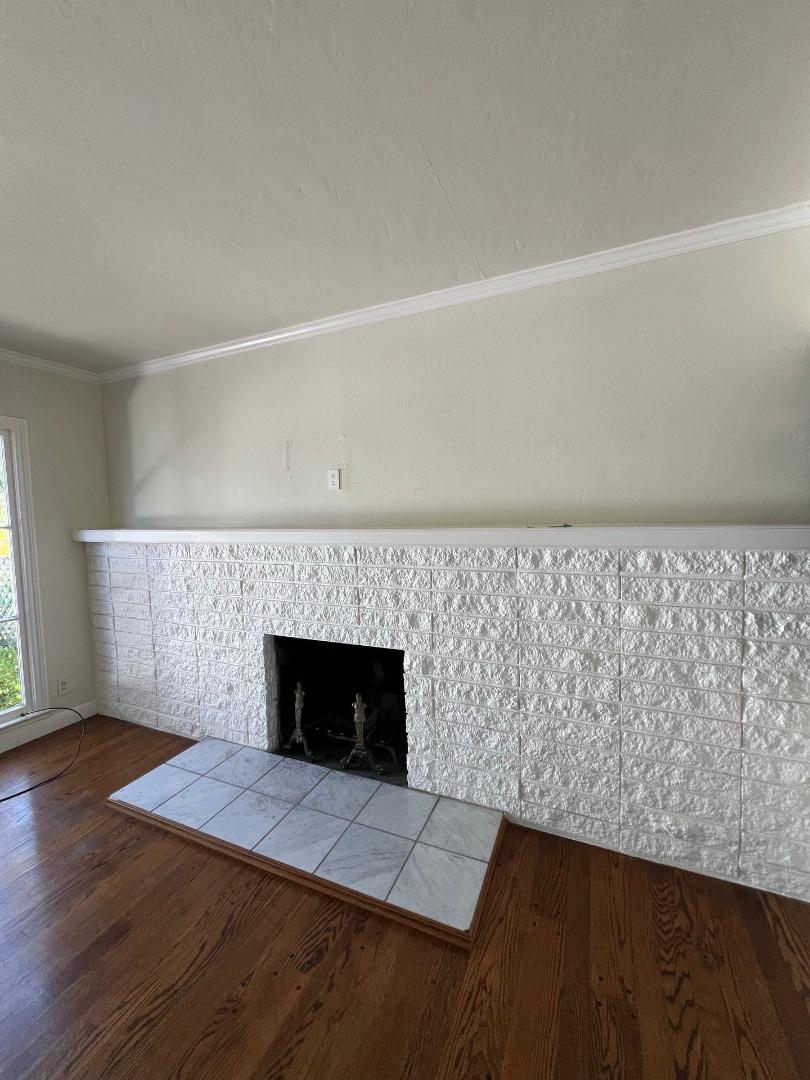 Detail Gallery Image 5 of 14 For 1815 Carmelita Ave, Burlingame,  CA 94010 - 3 Beds | 3 Baths