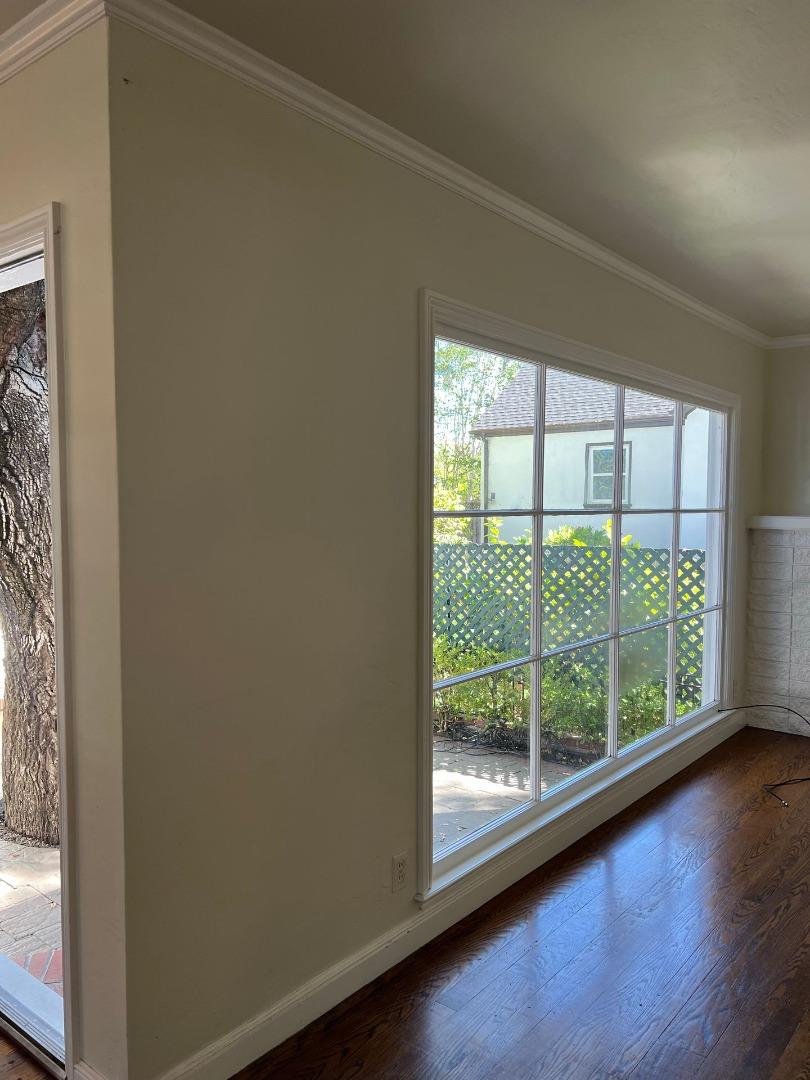 Detail Gallery Image 6 of 14 For 1815 Carmelita Ave, Burlingame,  CA 94010 - 3 Beds | 3 Baths