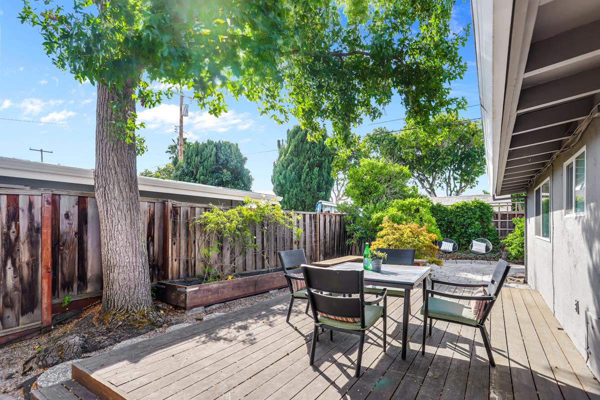 Detail Gallery Image 26 of 30 For 680 Hamilton Ln, Santa Clara,  CA 95051 - 3 Beds | 2 Baths