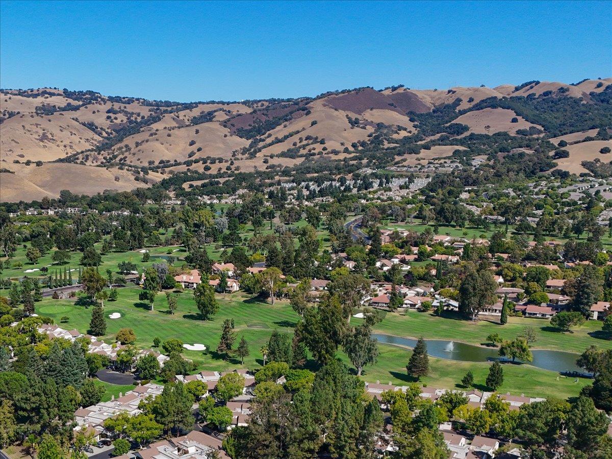Detail Gallery Image 100 of 106 For 5310 Rachaella Ln, San Jose,  CA 95135 - 7 Beds | 6/1 Baths