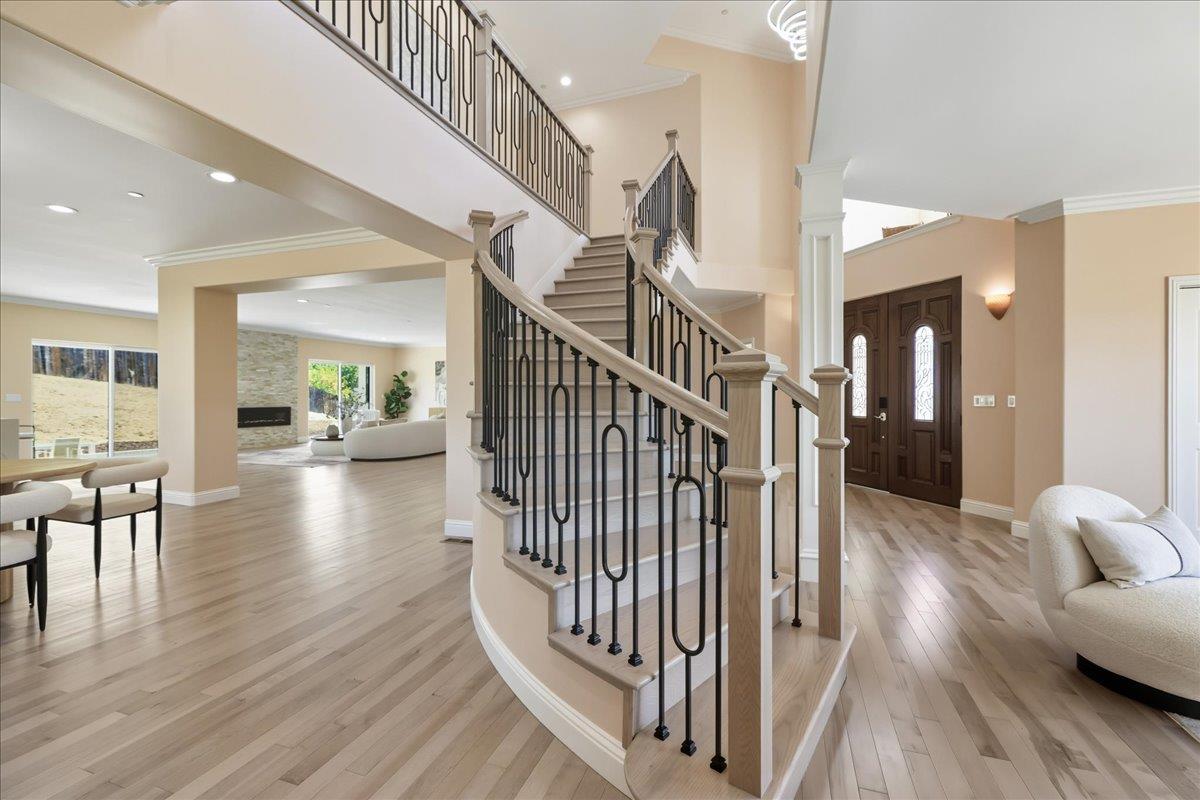 Detail Gallery Image 12 of 106 For 5310 Rachaella Ln, San Jose,  CA 95135 - 7 Beds | 6/1 Baths