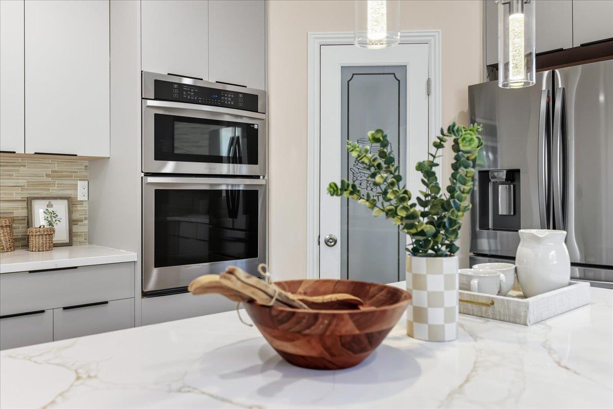 Detail Gallery Image 23 of 106 For 5310 Rachaella Ln, San Jose,  CA 95135 - 7 Beds | 6/1 Baths