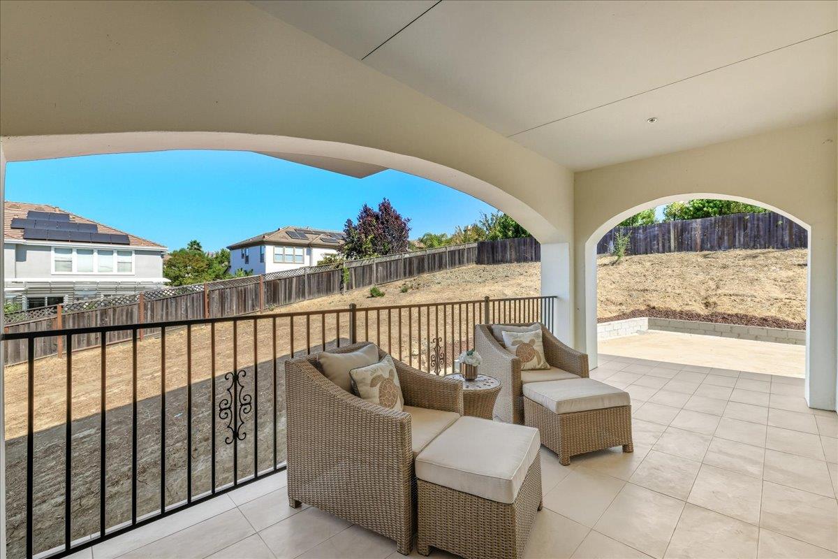 Detail Gallery Image 33 of 106 For 5310 Rachaella Ln, San Jose,  CA 95135 - 7 Beds | 6/1 Baths