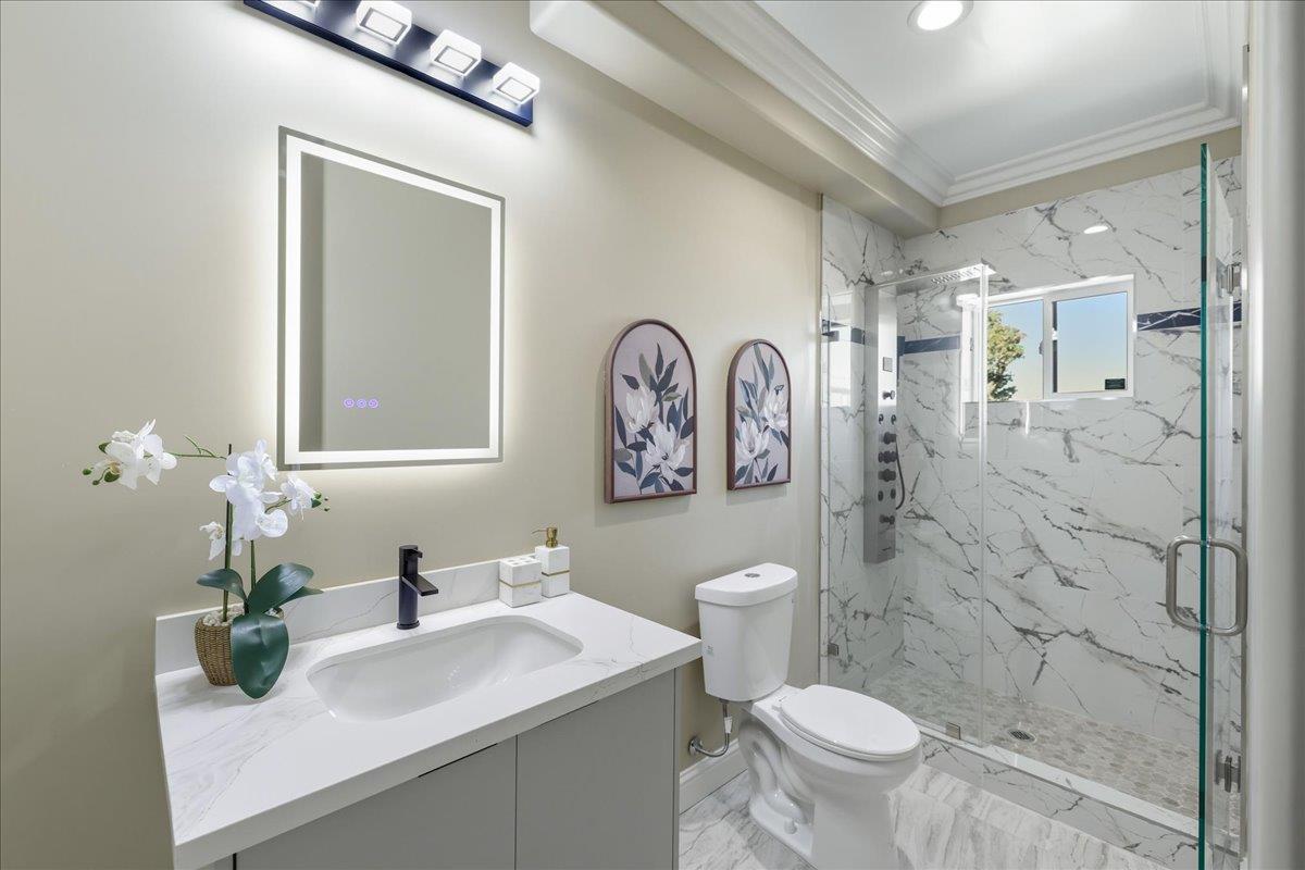 Detail Gallery Image 39 of 106 For 5310 Rachaella Ln, San Jose,  CA 95135 - 7 Beds | 6/1 Baths