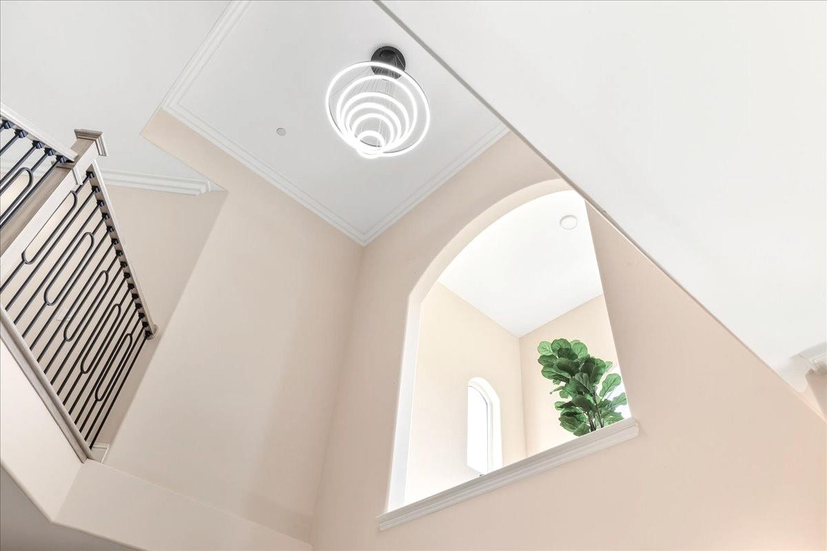 Detail Gallery Image 4 of 106 For 5310 Rachaella Ln, San Jose,  CA 95135 - 7 Beds | 6/1 Baths