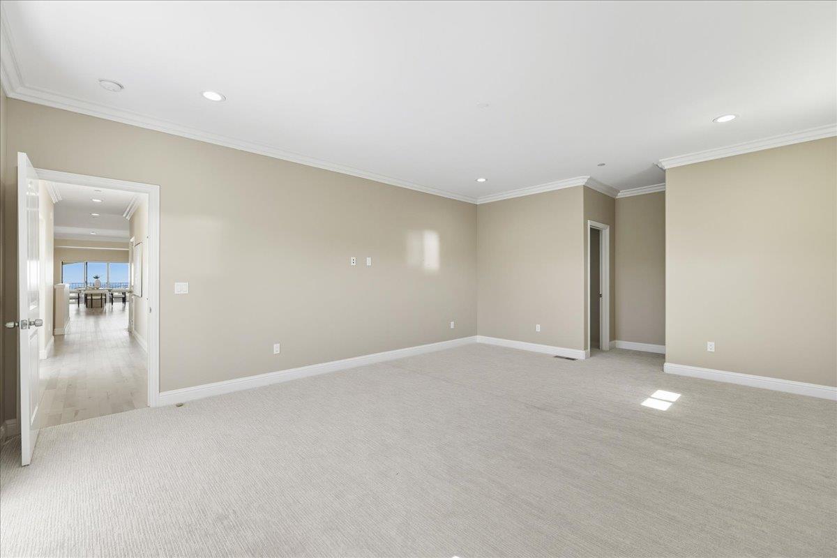 Detail Gallery Image 47 of 106 For 5310 Rachaella Ln, San Jose,  CA 95135 - 7 Beds | 6/1 Baths