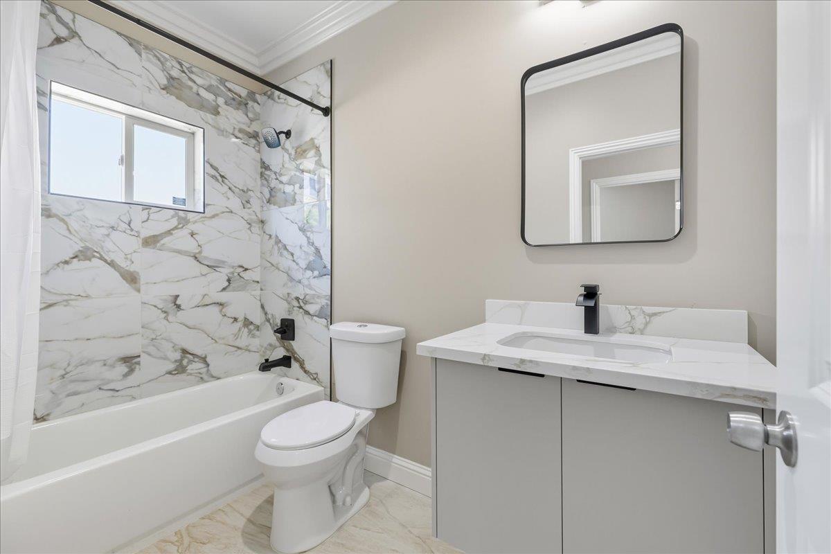 Detail Gallery Image 49 of 106 For 5310 Rachaella Ln, San Jose,  CA 95135 - 7 Beds | 6/1 Baths