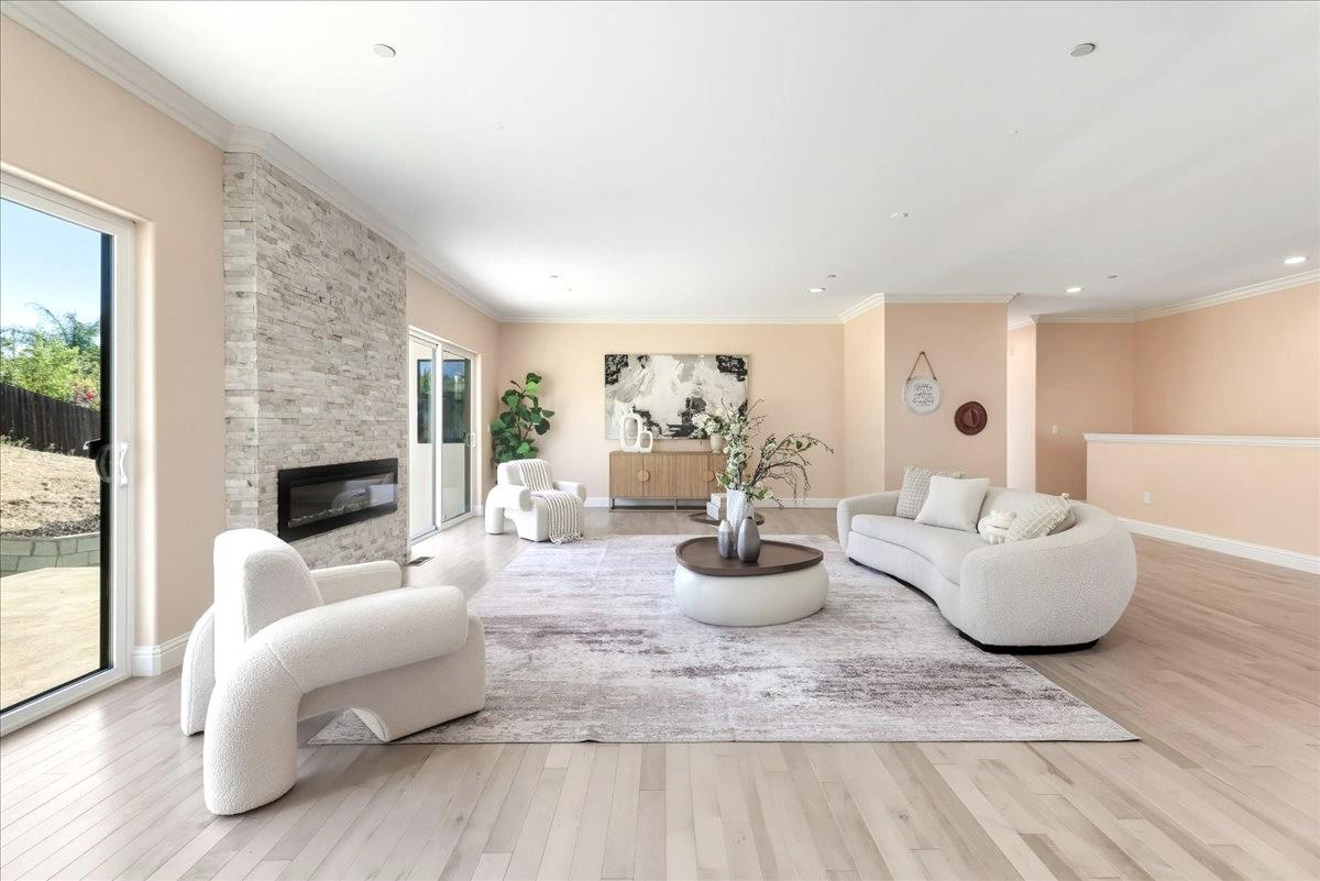 Detail Gallery Image 5 of 106 For 5310 Rachaella Ln, San Jose,  CA 95135 - 7 Beds | 6/1 Baths