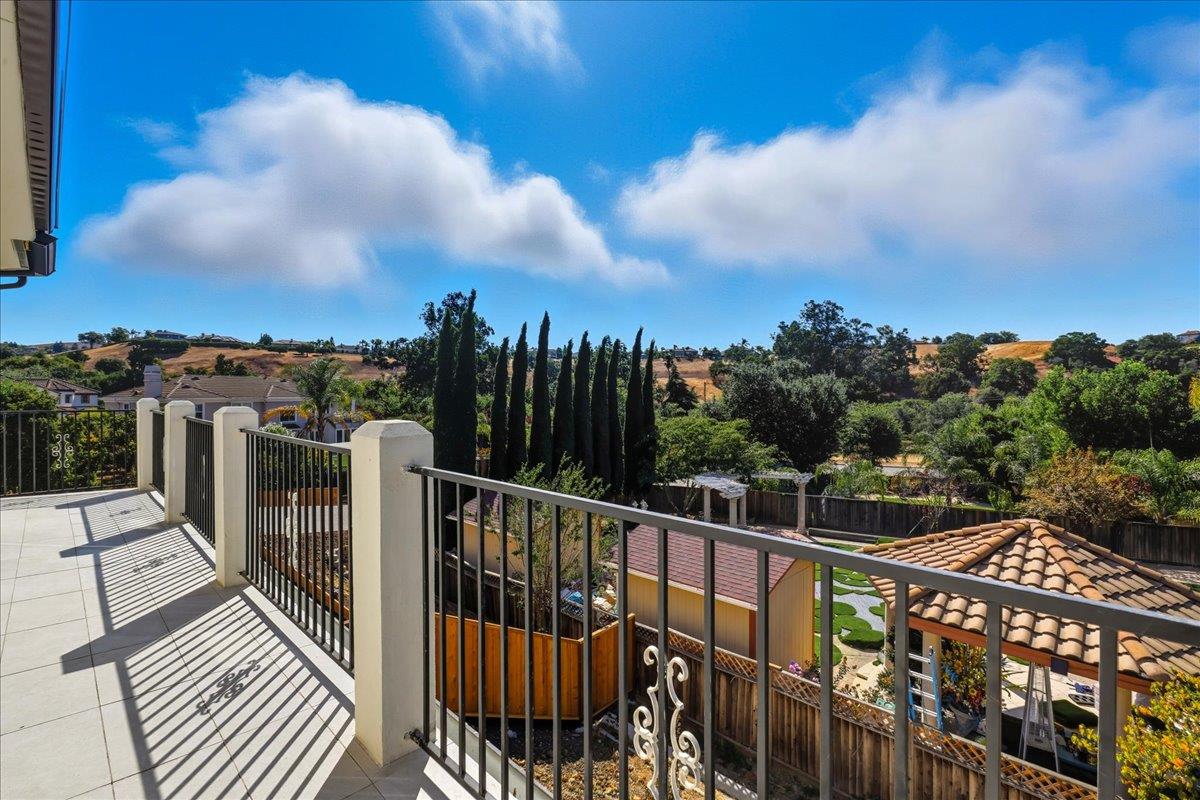 Detail Gallery Image 72 of 106 For 5310 Rachaella Ln, San Jose,  CA 95135 - 7 Beds | 6/1 Baths