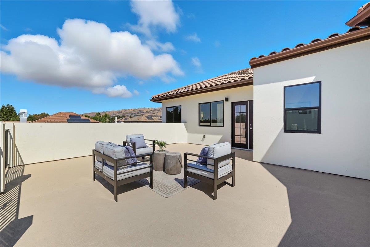 Detail Gallery Image 77 of 106 For 5310 Rachaella Ln, San Jose,  CA 95135 - 7 Beds | 6/1 Baths