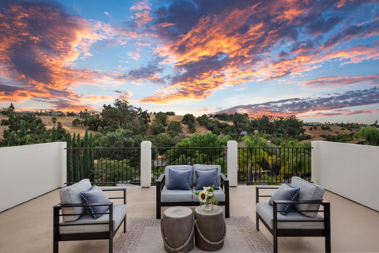 Detail Gallery Image 80 of 106 For 5310 Rachaella Ln, San Jose,  CA 95135 - 7 Beds | 6/1 Baths