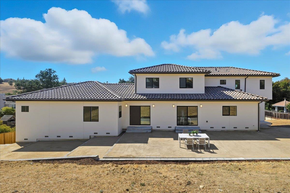 Detail Gallery Image 98 of 106 For 5310 Rachaella Ln, San Jose,  CA 95135 - 7 Beds | 6/1 Baths