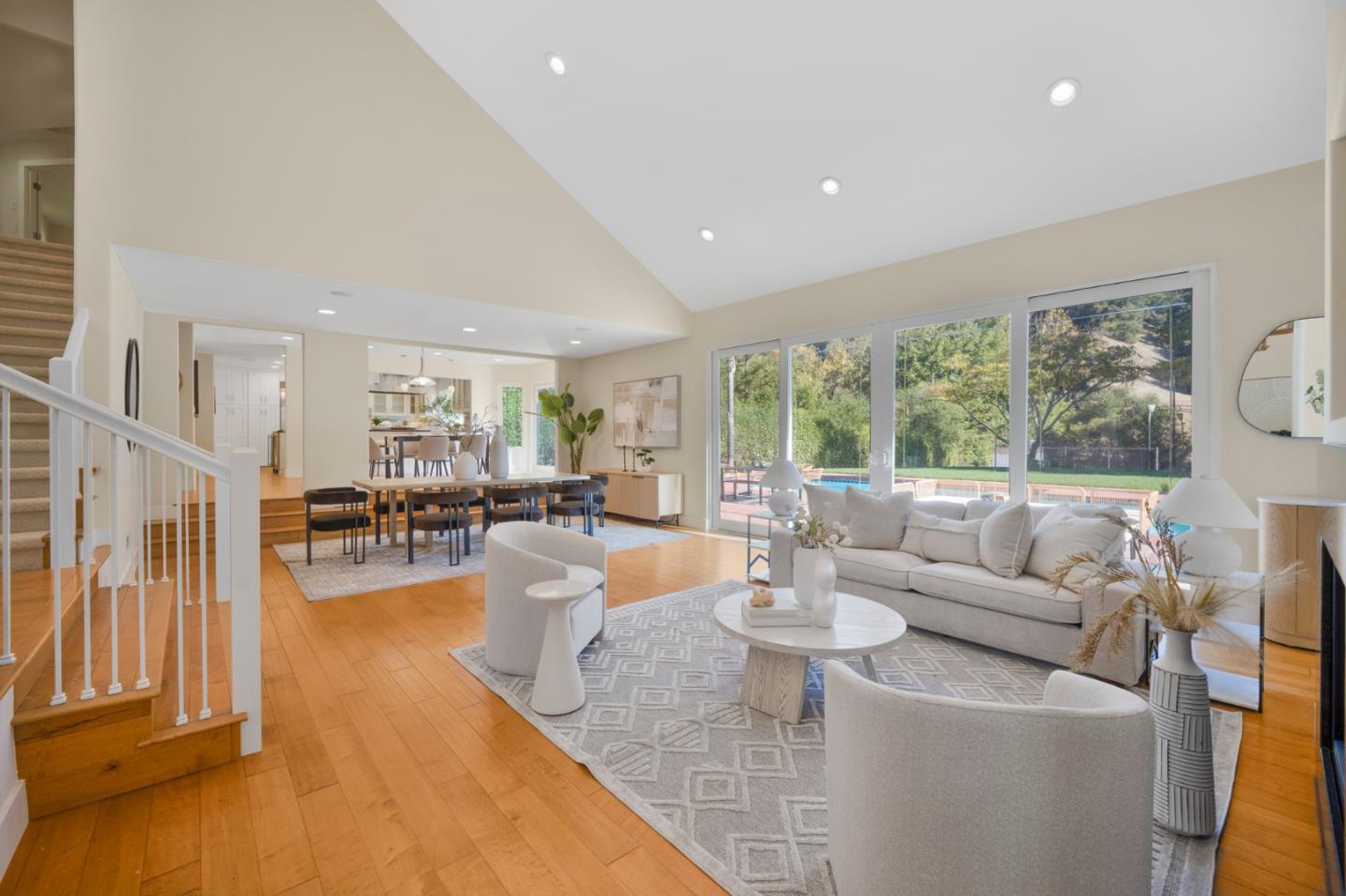 Detail Gallery Image 13 of 63 For 17710 Woodland Ave, Morgan Hill,  CA 95037 - 4 Beds | 3/1 Baths