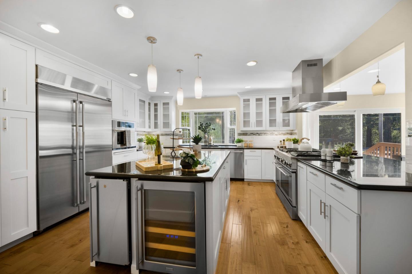 Detail Gallery Image 17 of 63 For 17710 Woodland Ave, Morgan Hill,  CA 95037 - 4 Beds | 3/1 Baths