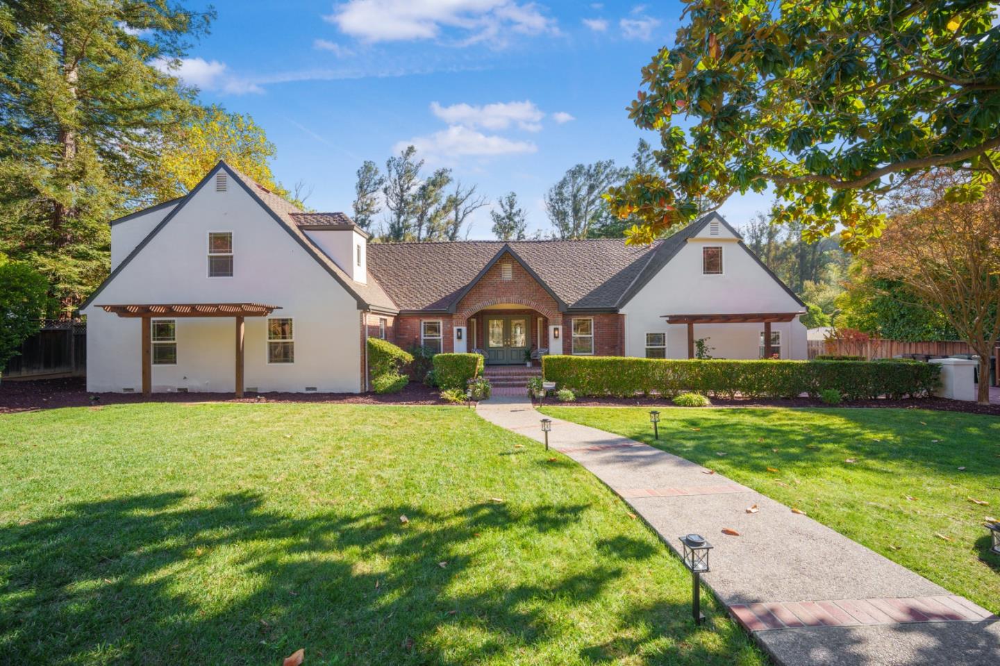 Detail Gallery Image 2 of 63 For 17710 Woodland Ave, Morgan Hill,  CA 95037 - 4 Beds | 3/1 Baths