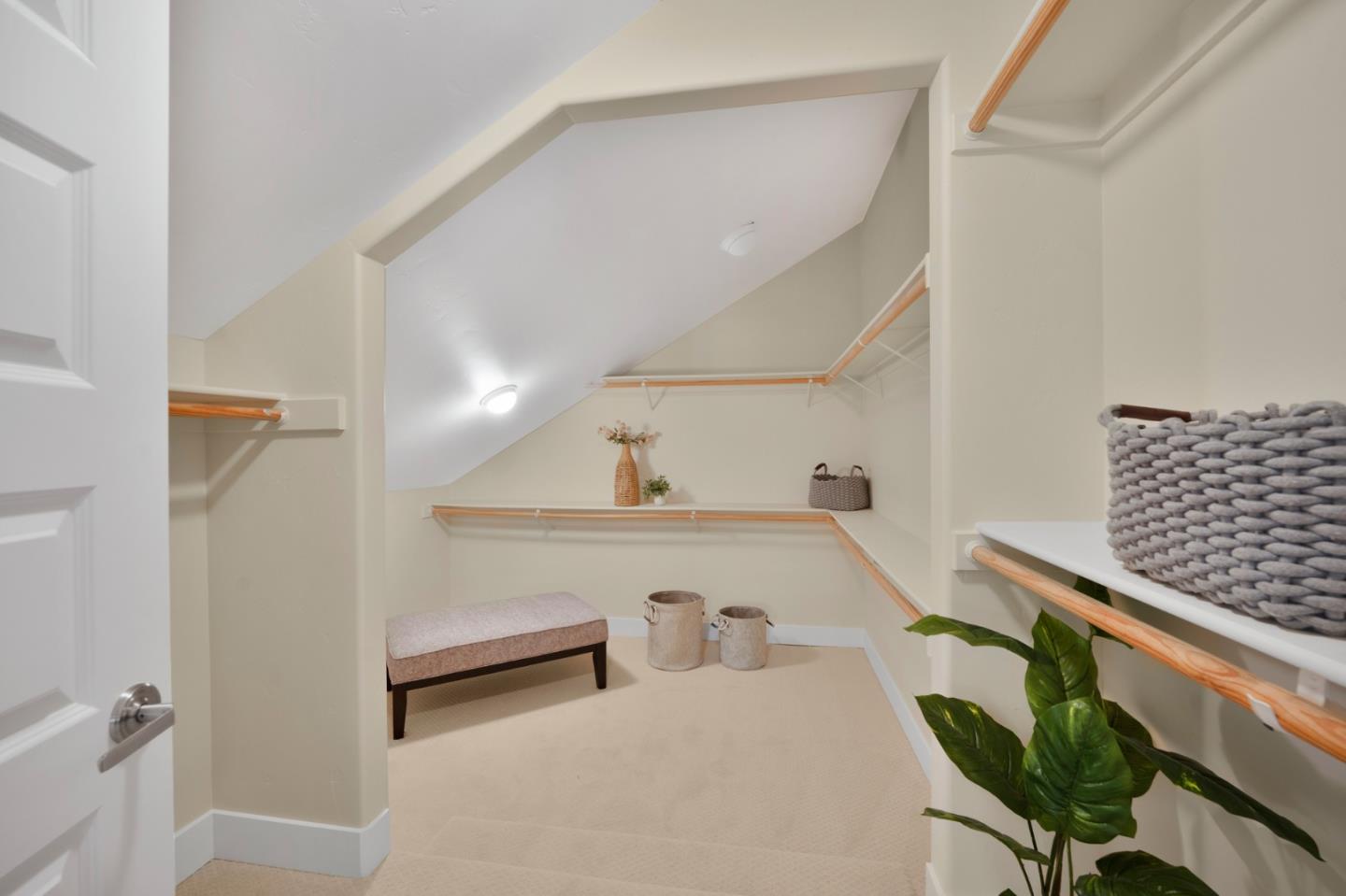 Detail Gallery Image 37 of 63 For 17710 Woodland Ave, Morgan Hill,  CA 95037 - 4 Beds | 3/1 Baths