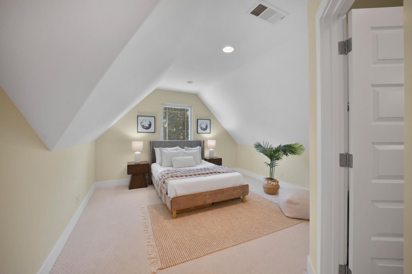 Detail Gallery Image 43 of 63 For 17710 Woodland Ave, Morgan Hill,  CA 95037 - 4 Beds | 3/1 Baths