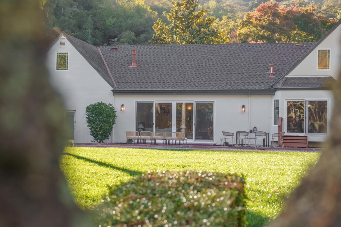 Detail Gallery Image 6 of 63 For 17710 Woodland Ave, Morgan Hill,  CA 95037 - 4 Beds | 3/1 Baths