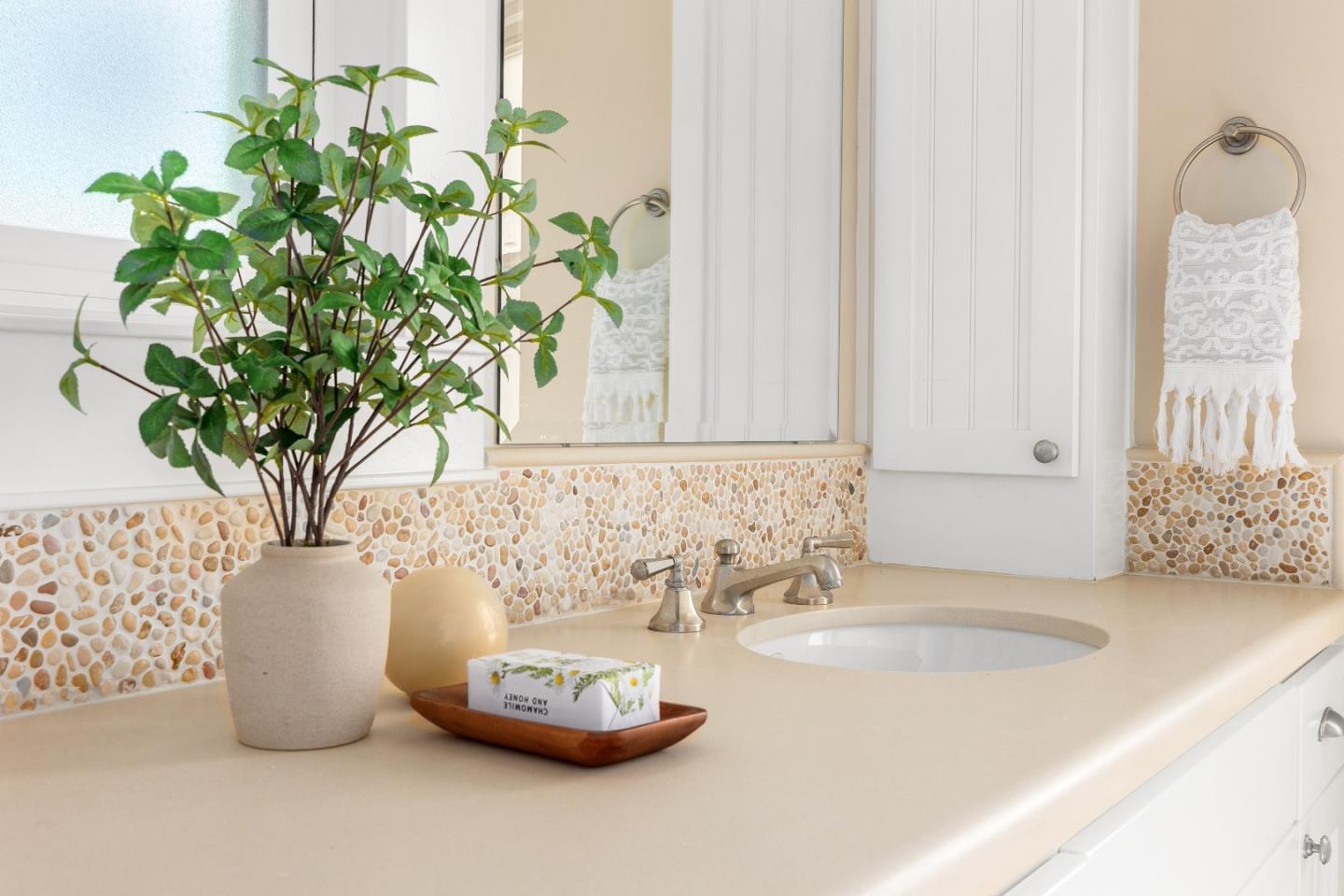 Detail Gallery Image 32 of 52 For 360 5th Ave, Santa Cruz,  CA 95062 - 4 Beds | 3/1 Baths