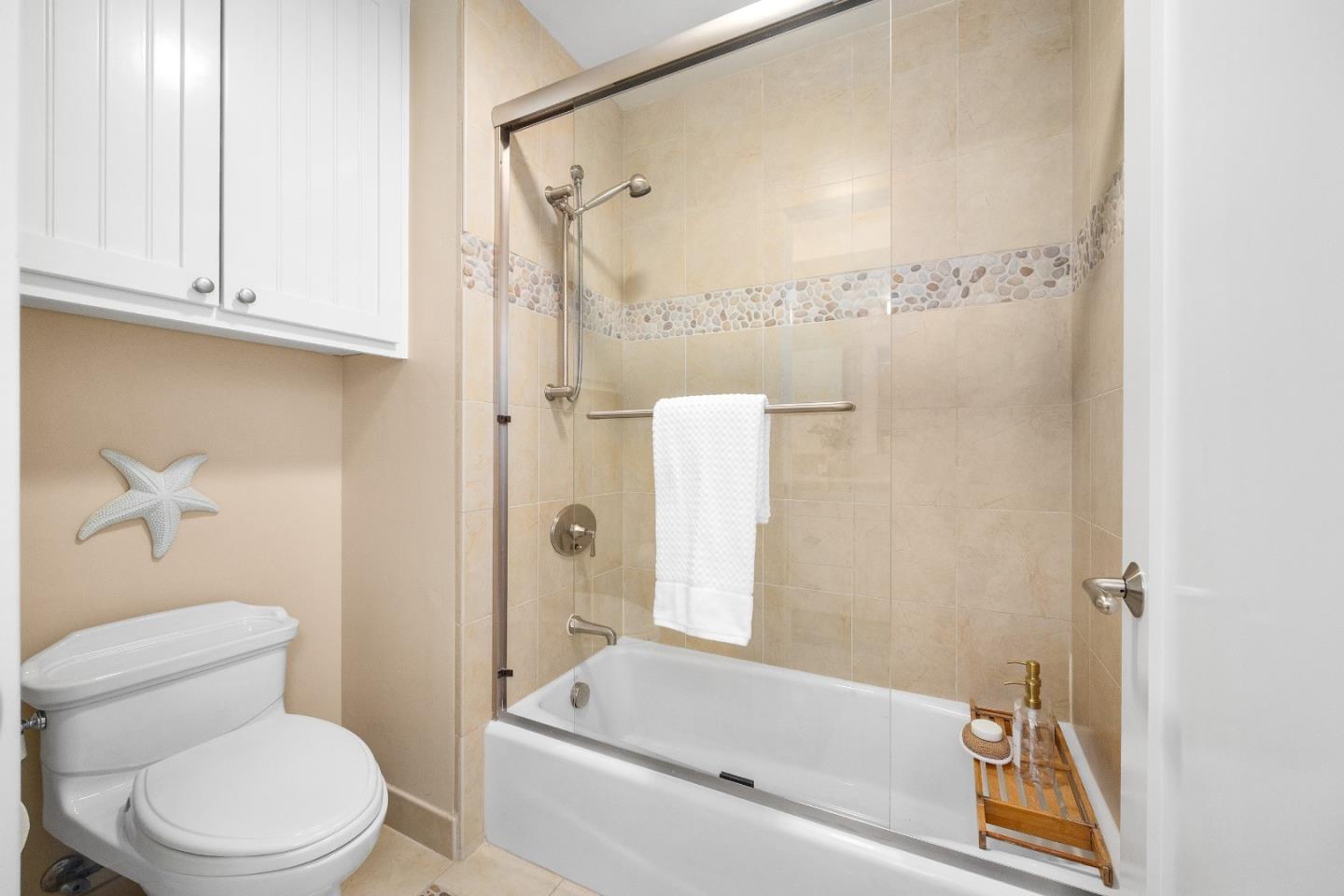 Detail Gallery Image 42 of 52 For 360 5th Ave, Santa Cruz,  CA 95062 - 4 Beds | 3/1 Baths