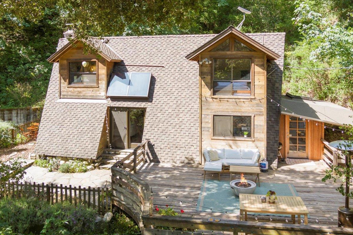 Detail Gallery Image 4 of 35 For 65 Hitchcock Cyn, Carmel Valley,  CA 93924 - 2 Beds | 1 Baths