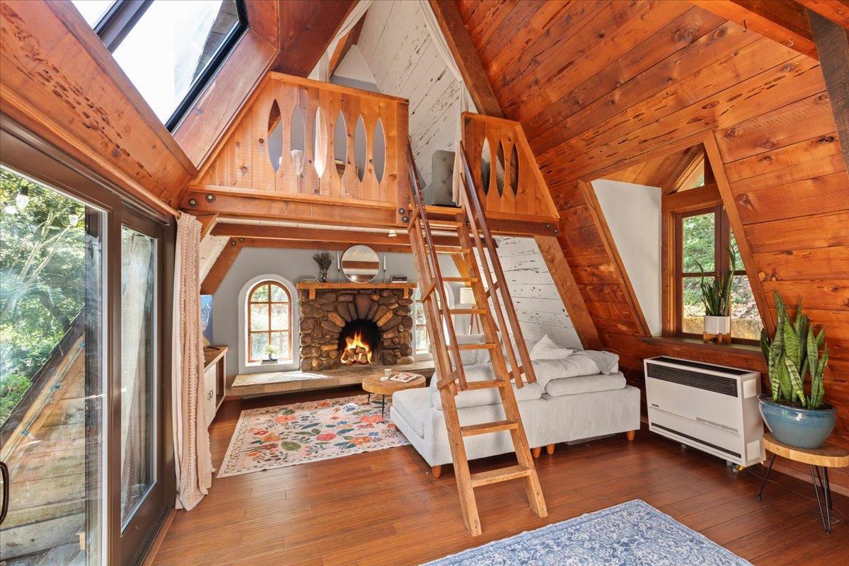 Detail Gallery Image 8 of 35 For 65 Hitchcock Cyn, Carmel Valley,  CA 93924 - 2 Beds | 1 Baths