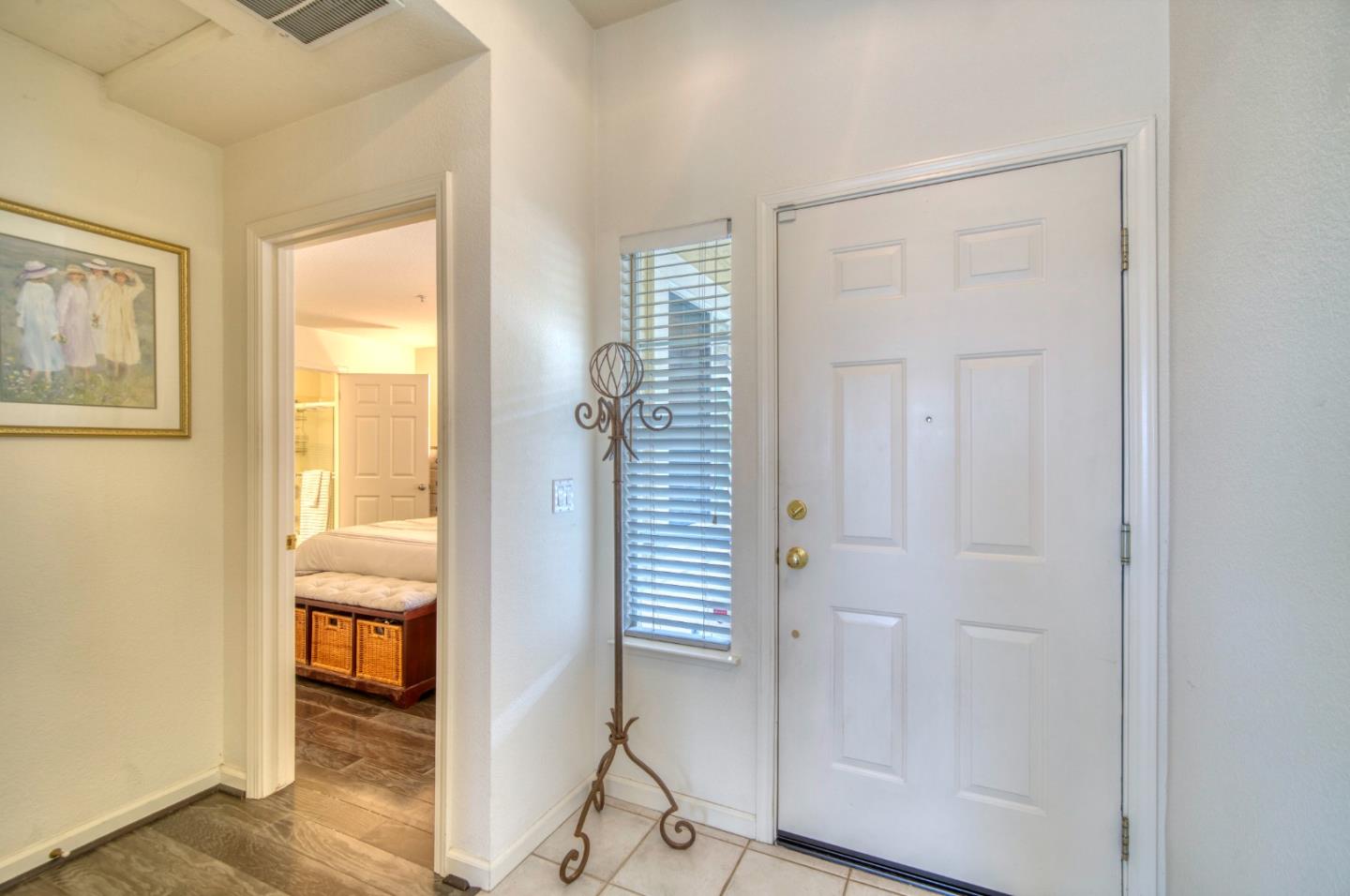 Detail Gallery Image 6 of 38 For 121 Skyline Dr, San Ramon,  CA 94583 - 2 Beds | 2 Baths