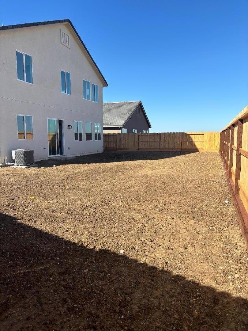 Detail Gallery Image 19 of 19 For 836 Emma Ct, Hollister,  CA 95023 - 4 Beds | 3 Baths