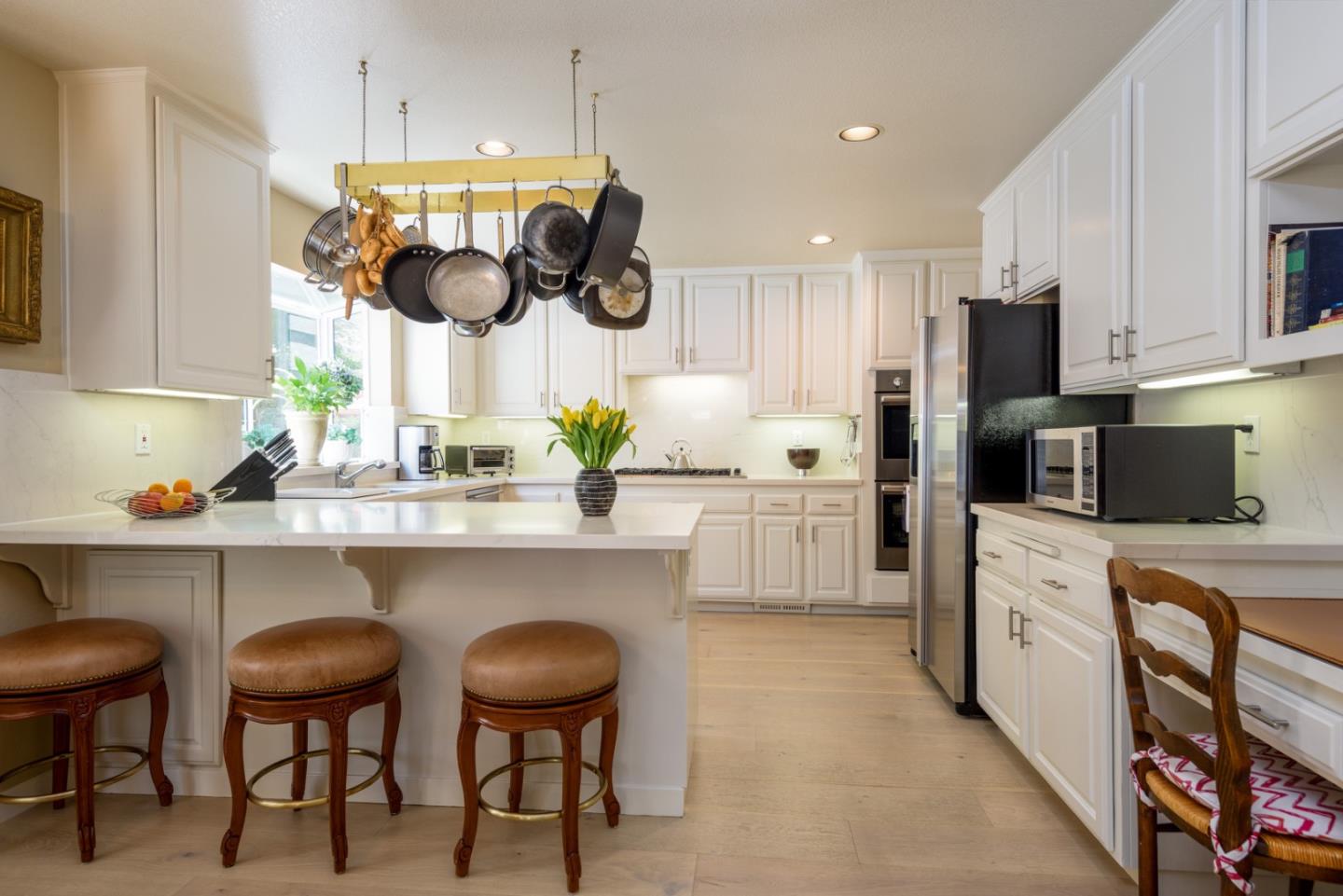 Detail Gallery Image 12 of 37 For 1931 Kentfield Ave, Redwood City,  CA 94061 - 3 Beds | 2/1 Baths