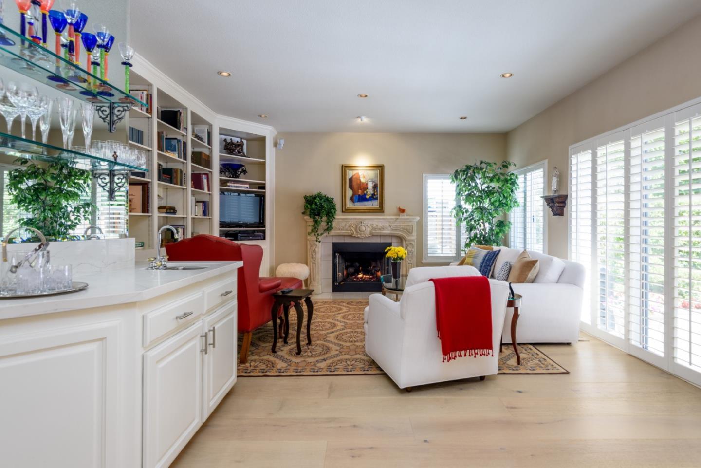 Detail Gallery Image 16 of 37 For 1931 Kentfield Ave, Redwood City,  CA 94061 - 3 Beds | 2/1 Baths