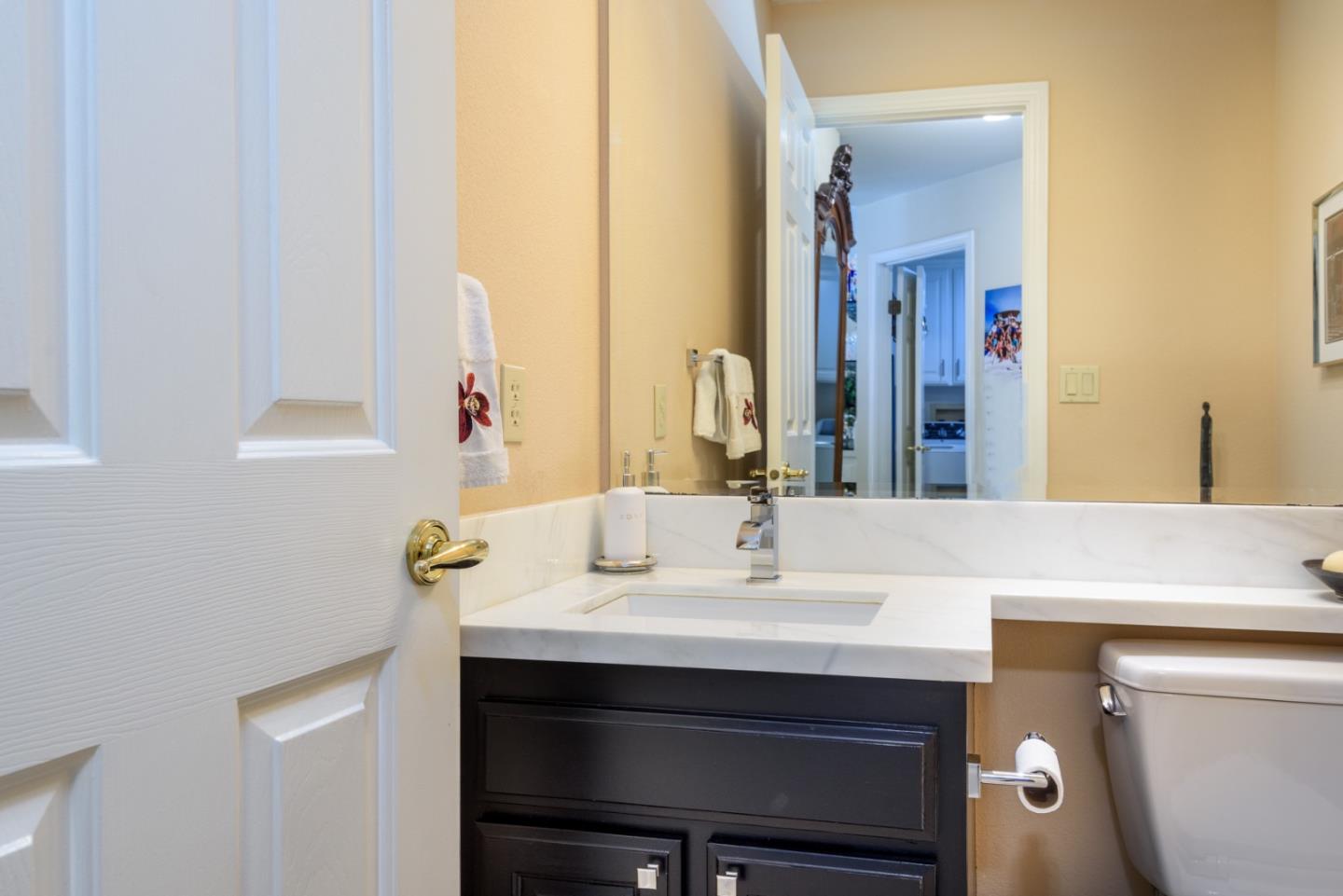 Detail Gallery Image 20 of 37 For 1931 Kentfield Ave, Redwood City,  CA 94061 - 3 Beds | 2/1 Baths