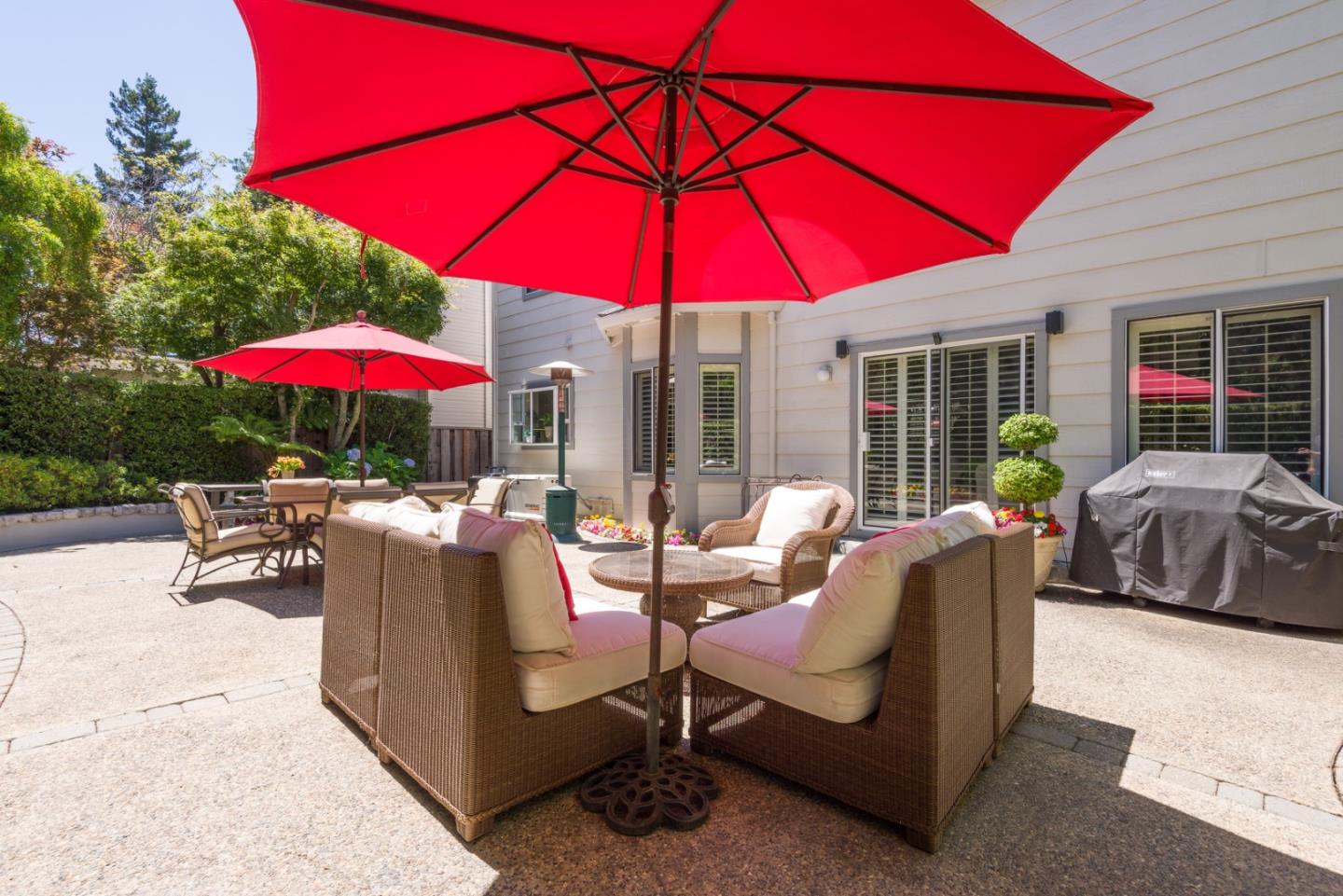 Detail Gallery Image 30 of 37 For 1931 Kentfield Ave, Redwood City,  CA 94061 - 3 Beds | 2/1 Baths