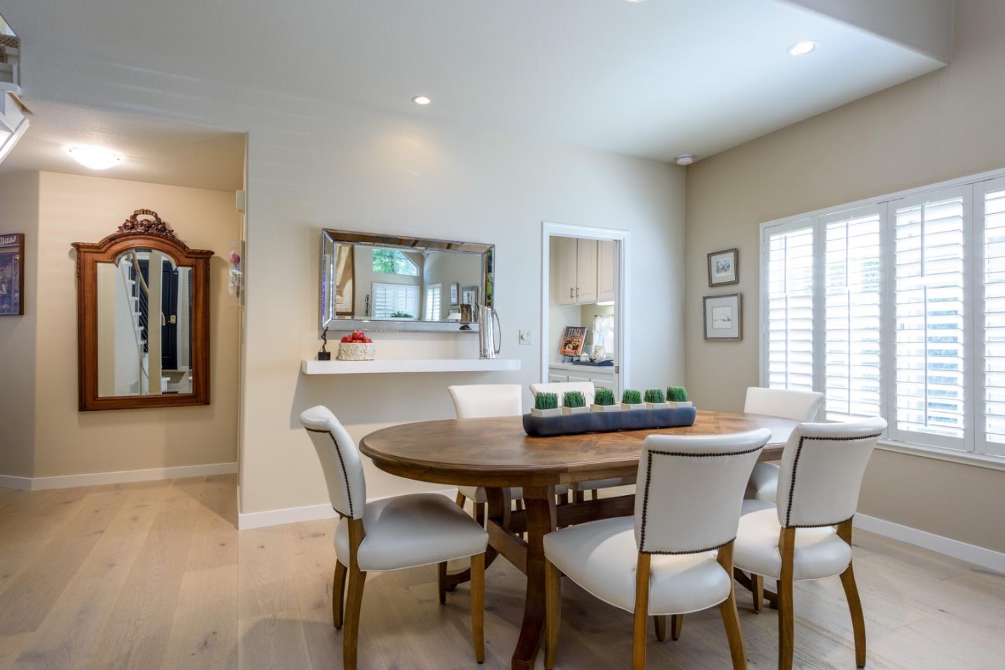 Detail Gallery Image 7 of 37 For 1931 Kentfield Ave, Redwood City,  CA 94061 - 3 Beds | 2/1 Baths