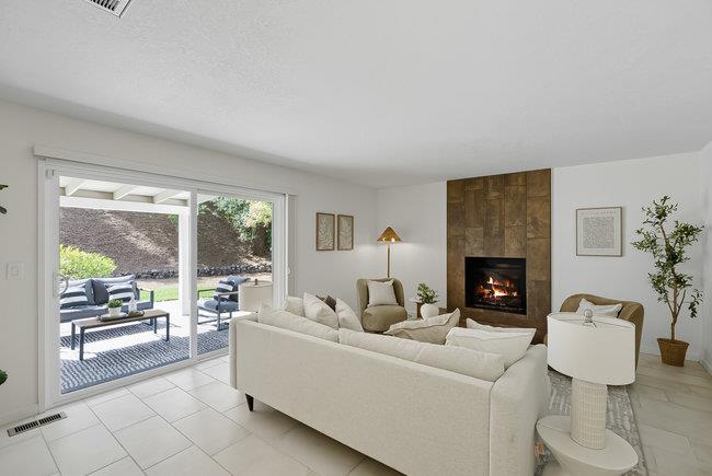 Detail Gallery Image 20 of 69 For 118 Belridge Dr, Los Gatos,  CA 95032 - 6 Beds | 3 Baths