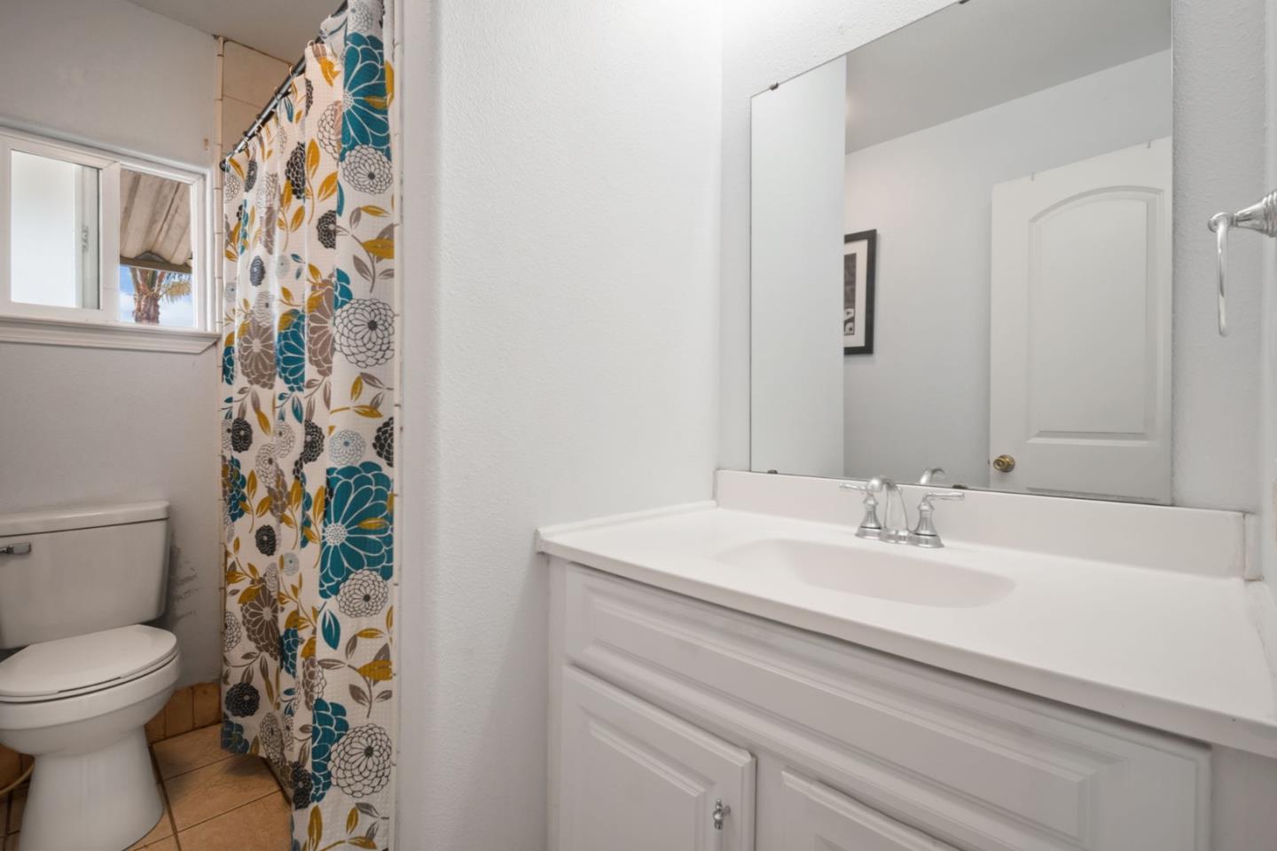 Detail Gallery Image 14 of 22 For 1 Appletree Ln #1,  Hollister,  CA 95023 - 3 Beds | 2 Baths