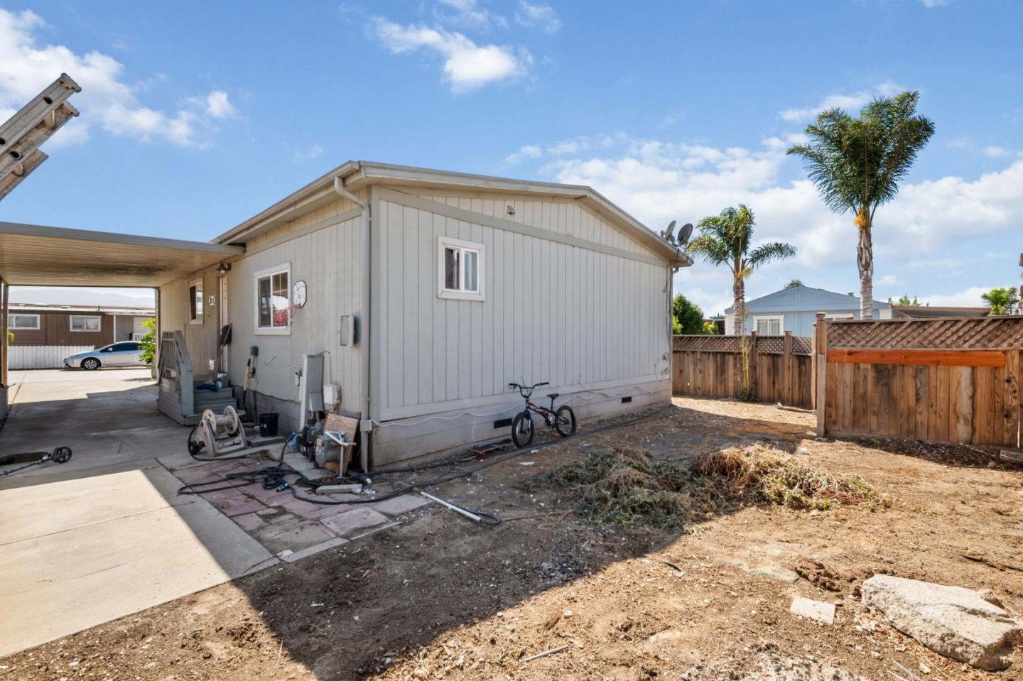 Detail Gallery Image 22 of 22 For 1 Appletree Ln #1,  Hollister,  CA 95023 - 3 Beds | 2 Baths