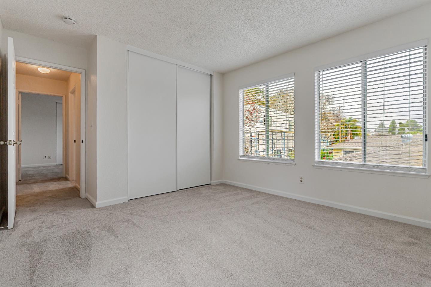Detail Gallery Image 14 of 26 For 1733 Eastbrook Ct, Santa Cruz,  CA 95062 - 2 Beds | 1/1 Baths