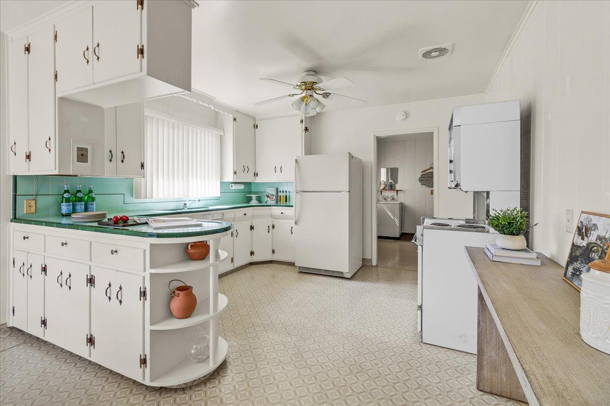 Detail Gallery Image 13 of 37 For 3220 Williams Rd, San Jose,  CA 95117 - 3 Beds | 1 Baths